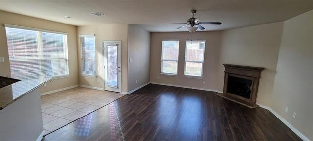 Foto del edificio - 3517 Elm Grove Dr