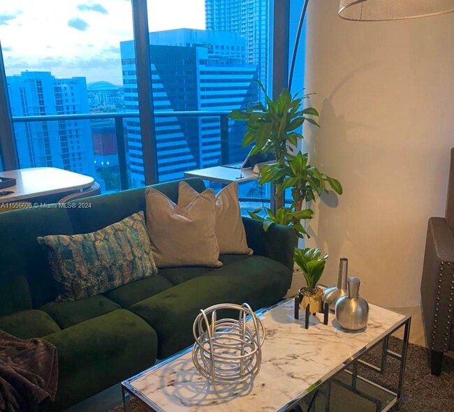 Foto del edificio - 55 SW 9th St