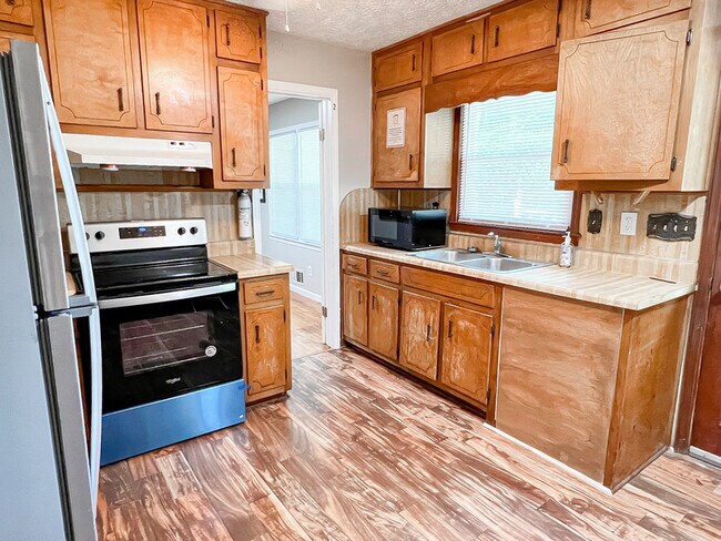 Foto del edificio - 1589 Whisperwood Trail