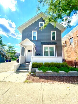 Building Photo - 314 S Ashley St