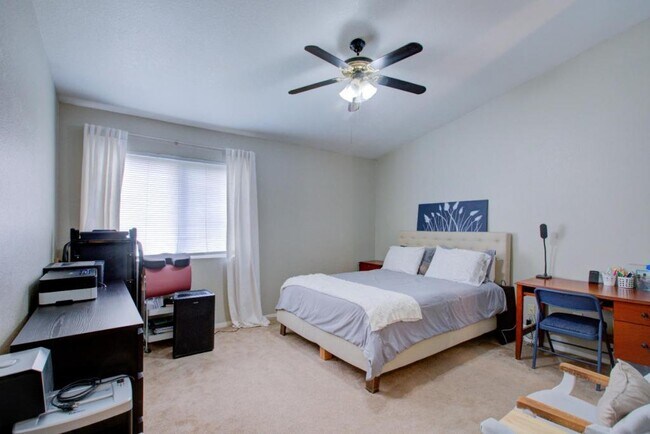 Foto del edificio - 4403 Capurso Dr