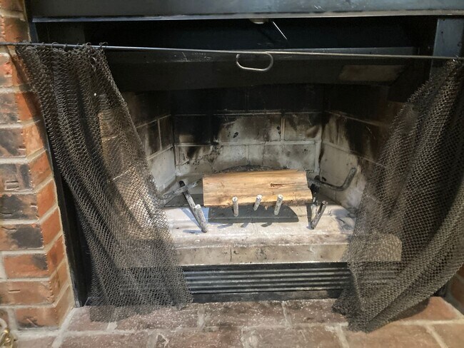 Foto del edificio - Charming 2 bed 2 bath condo near Fort Lewi...