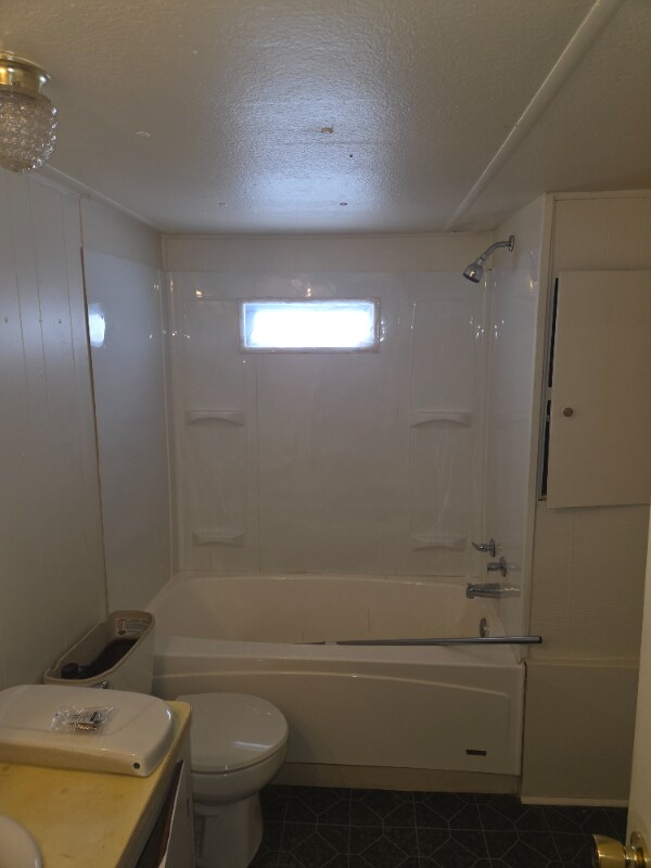 Foto del edificio - 4689 Kirby Ave NE