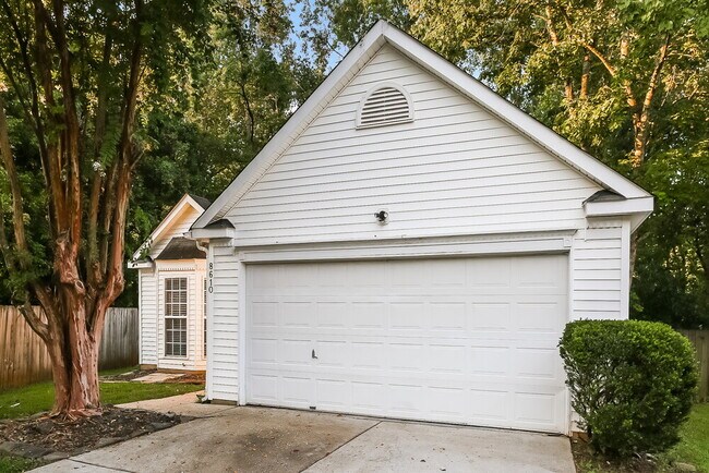 Building Photo - 8610 Treyburn Dr