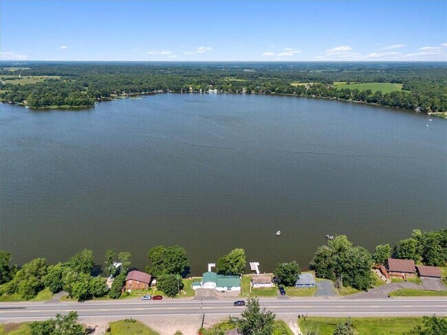 Foto del edificio - 773 US-63