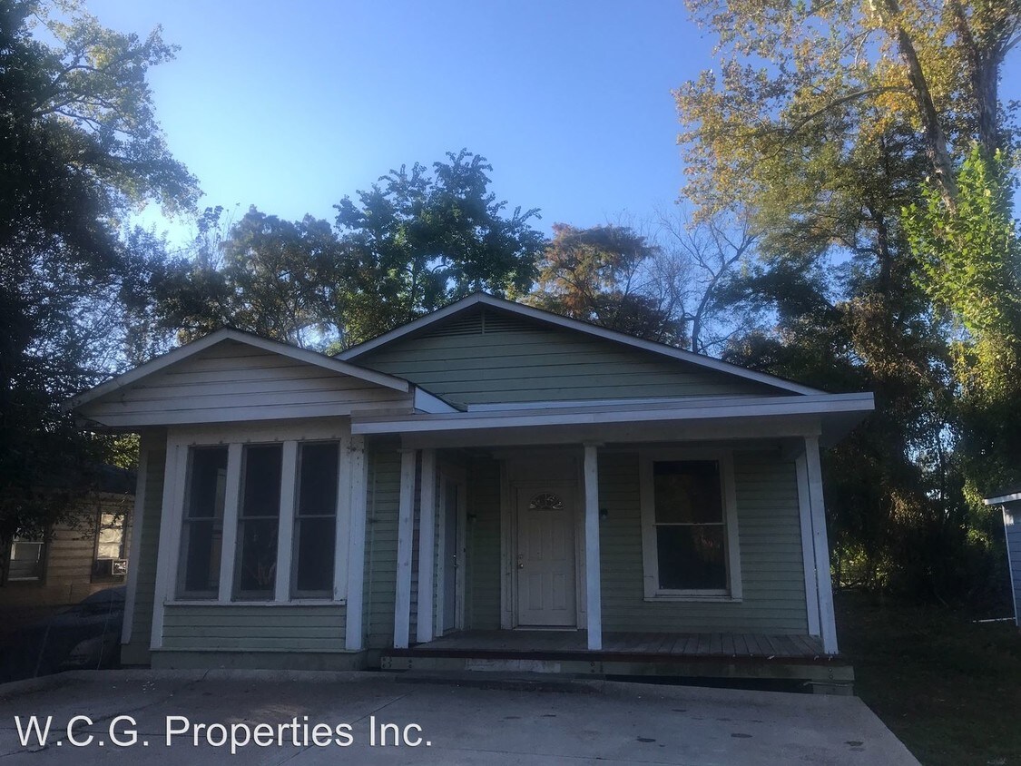 Primary Photo - 1 br, 1 bath House - 123 E. Gregg