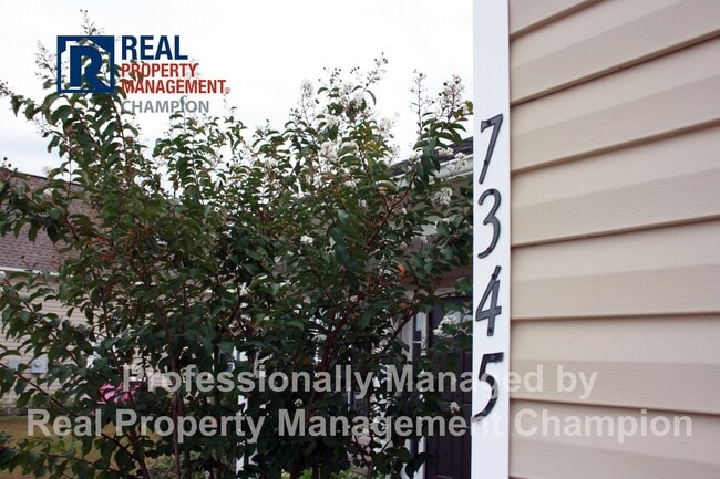 Photo - Welcoming Home in Courtney Pines w/Fenced Yard