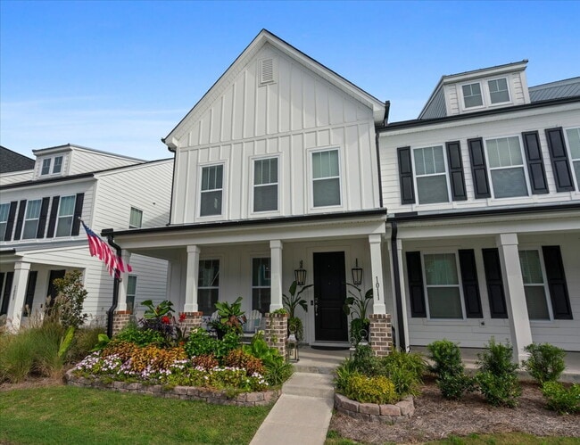 Building Photo - 1011 Swamp Harrier Ave
