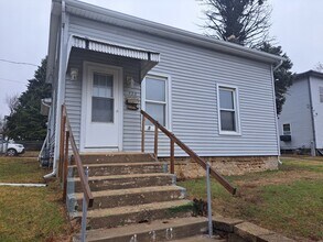Building Photo - 430 W Galena Ave