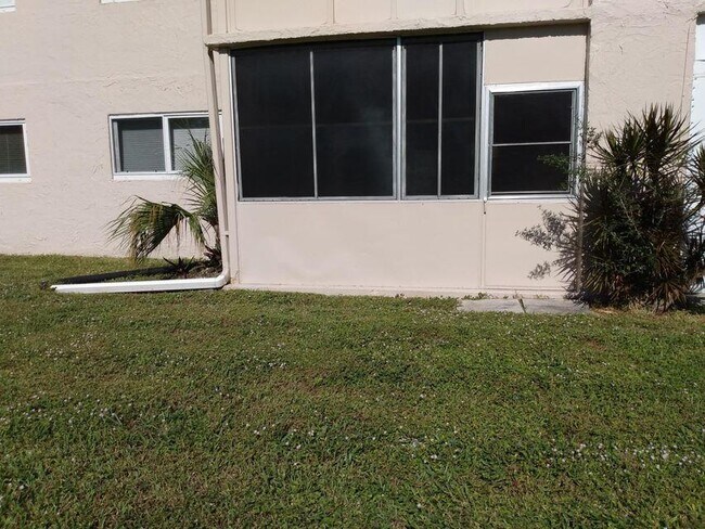 Foto del edificio - 225 Bonnie Blvd