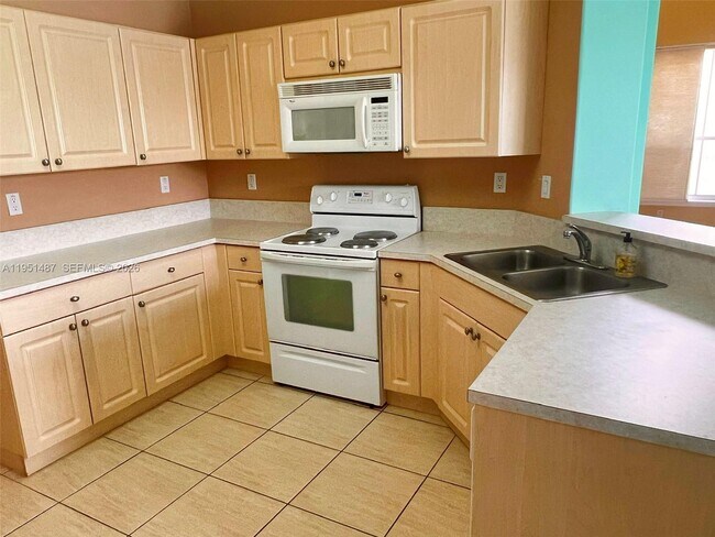 Foto del edificio - 11336 NW 47th Ln