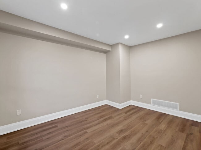 Photo du bâtiment - 51 Stirton St