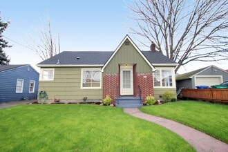 Building Photo - 6024 NE 17th Ave