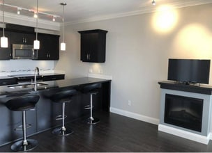 Building Photo - 11882 226 St