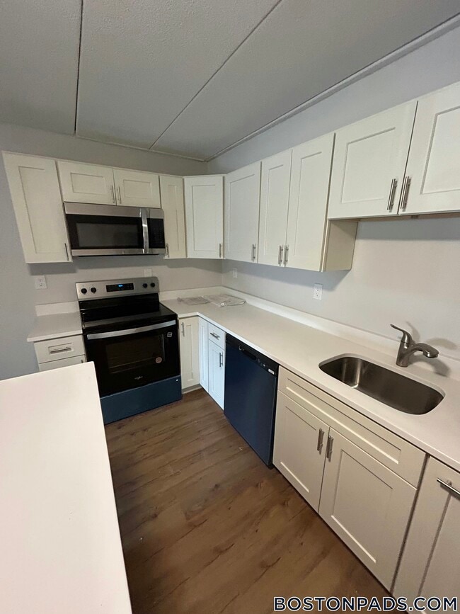 Building Photo - 30 Normandy Ave