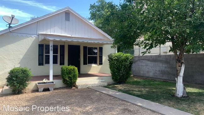Foto del edificio - 3 br, 2 bath House - 48 W University Dr.