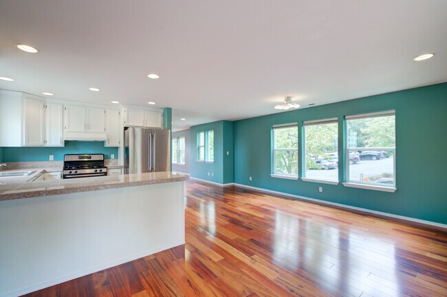 Foto del edificio - 1553 18th Ave S