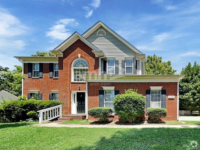 Building Photo - 14701 Pomerol Ln