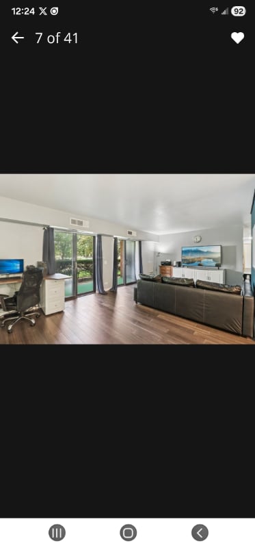 Foto del edificio - 1405 E Central Rd