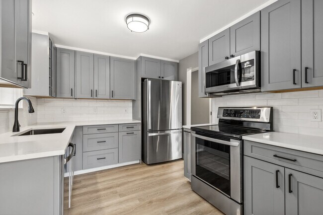 Building Photo - 5302 21st Ave SW