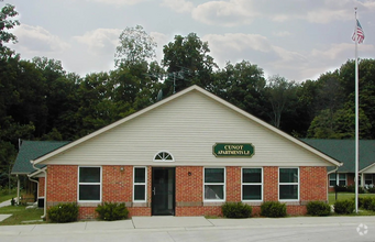 Building Photo - 10601 Cunot-Cataract Rd