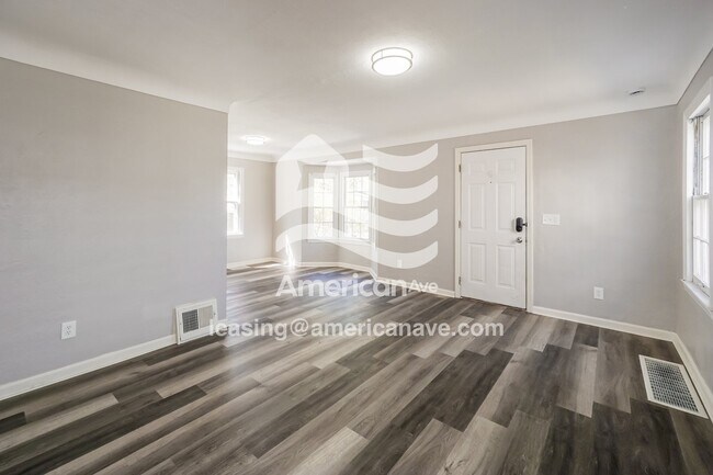 Foto del edificio - 4402 Asbury Dr