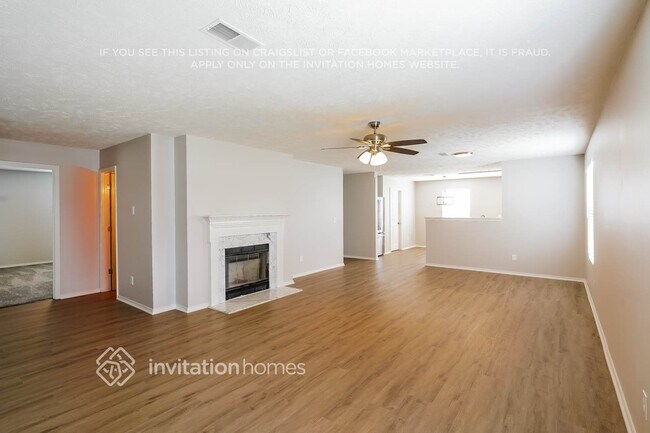 Building Photo - 2857 Park Knoll Dr