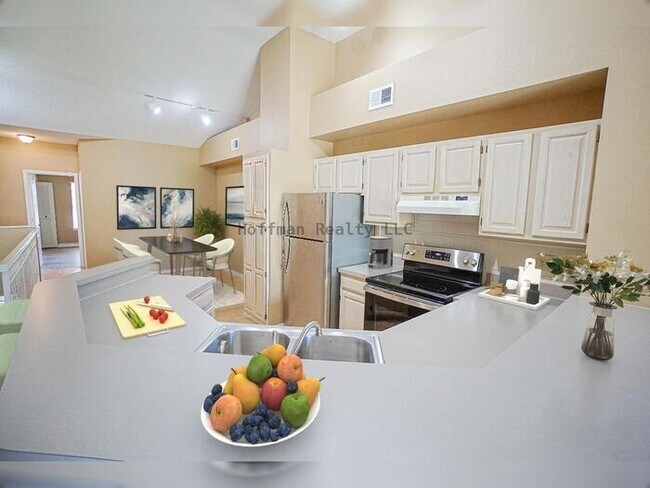 Foto del edificio - Harbour Island ? Resort Style Living in a ...