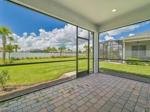 Foto del edificio - 42218 Edgewater Dr