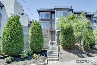 Building Photo - 3835 Gilman Ave W