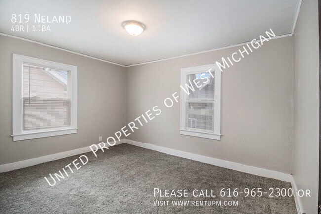 Foto del edificio - Available Now | Spacious 4 Bedroom, 1.5 Ba...