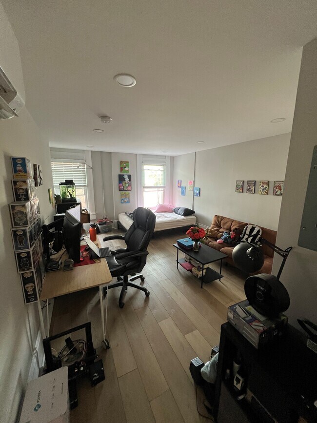 2 W College Ave Unit Apartment A, Westerville, OH 43081 Apartments in