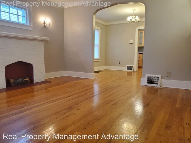 Foto del edificio - 3 br, 2 bath House - 715 Leroy St.