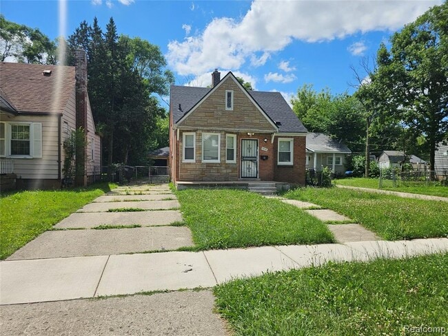 Building Photo - 7415 Artesian St