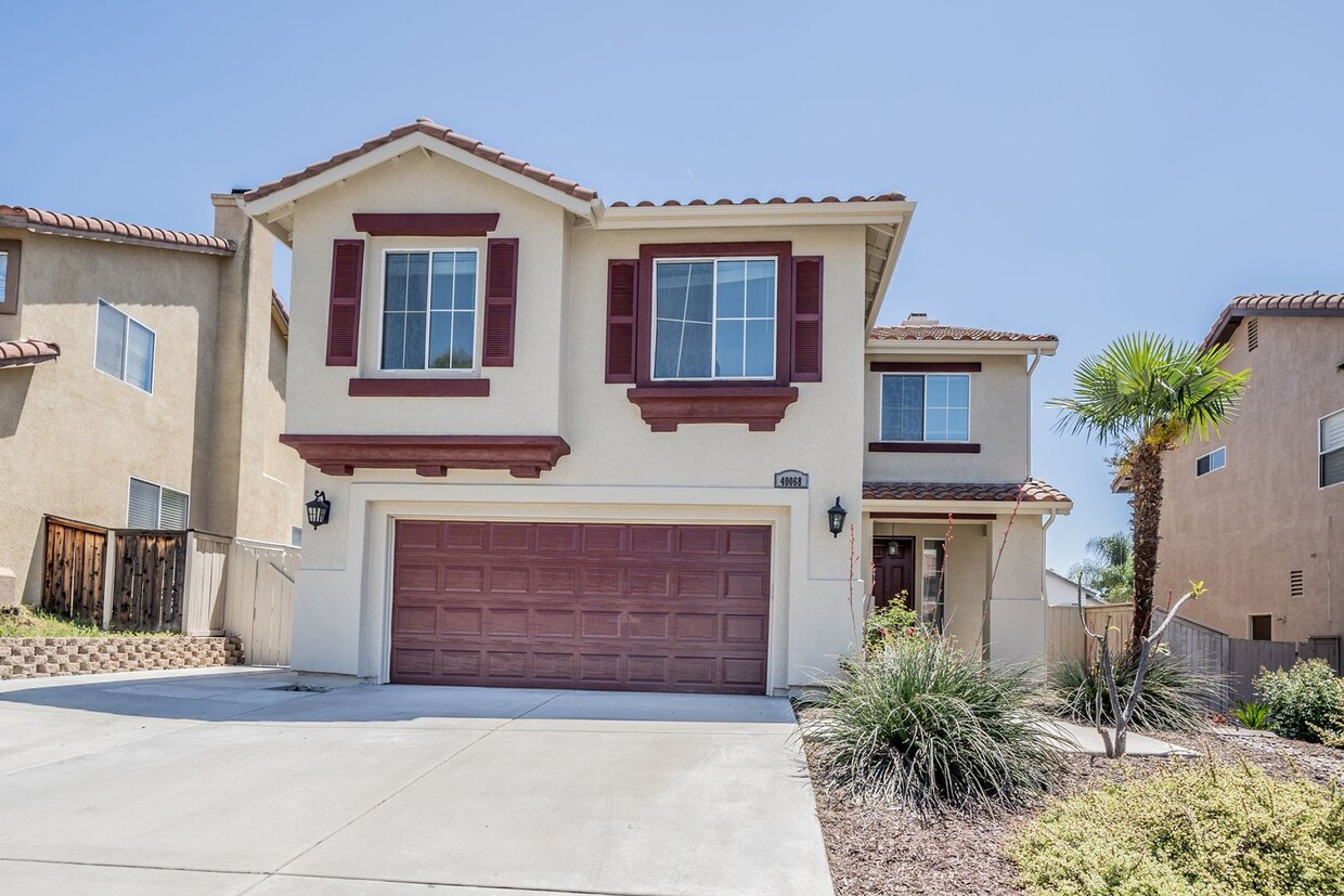 Foto principal - Welcome to 40048 Malacca Way, Murrieta – Y...