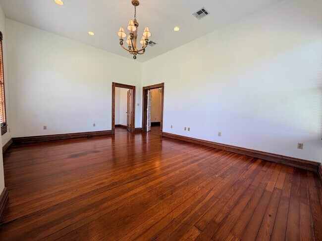 Foto del edificio - 419 6th St