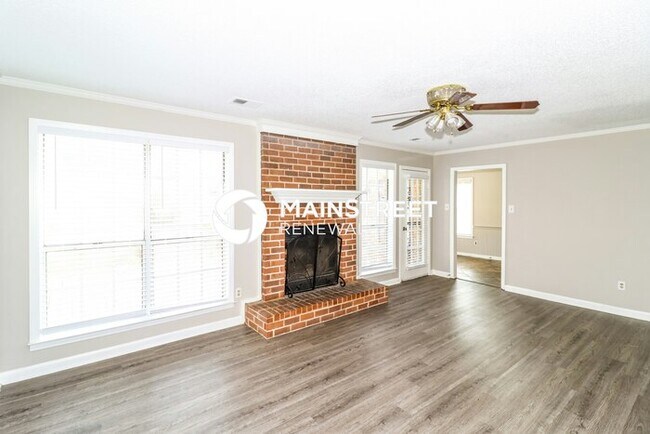 Building Photo - 4 Bedroom Pet-Friendly Home in Memphis, TN...