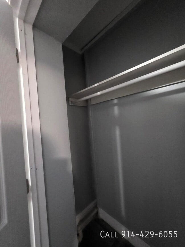 Building Photo - 82 Glenwood Ave