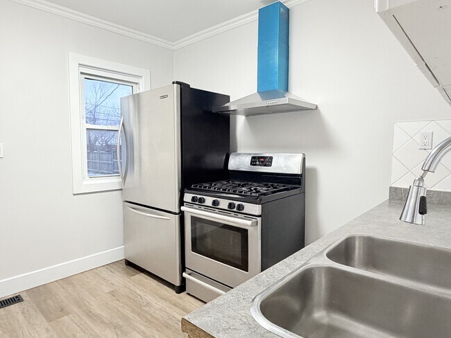 Photo du bâtiment - 1628 Ford Blvd