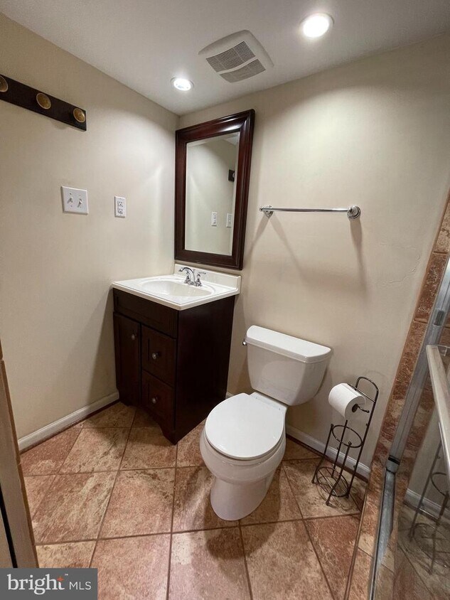 4133 Novar Dr, Chantilly, VA 20151 Townhome Rentals in Chantilly VA