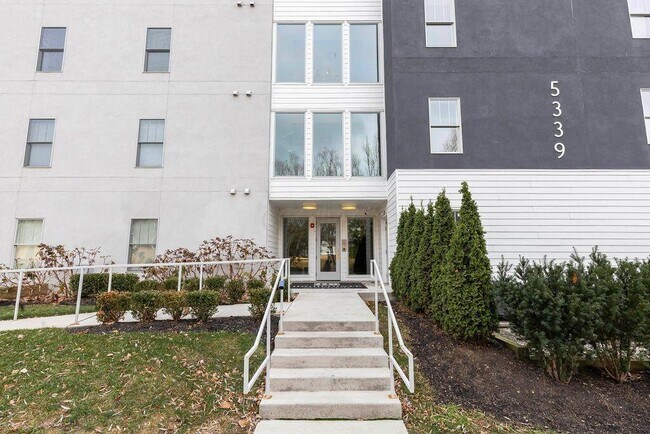 Foto del edificio - 5339 Highpointe Lakes Dr