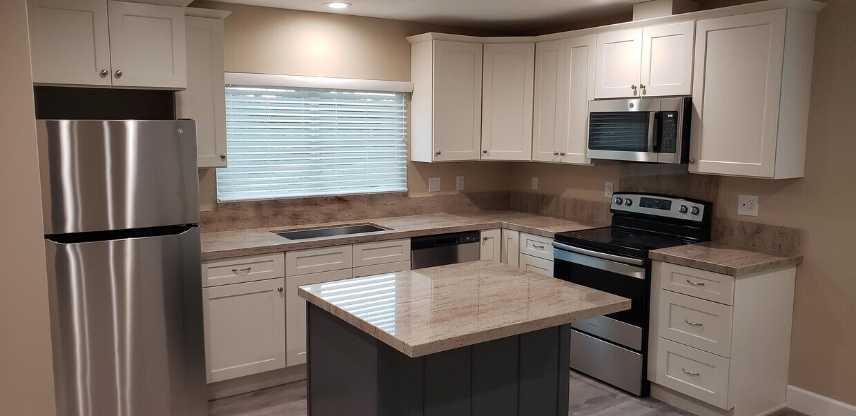 Foto principal - 584 Tilling Way