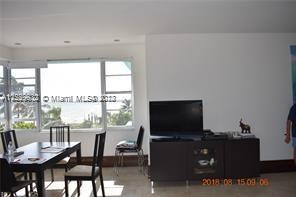 Building Photo - 5255 Collins Ave