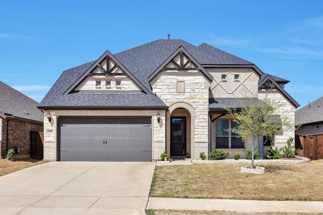 Building Photo - Fantastic Mansfield ISD home