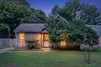 Building Photo - 7103 Tagen Dr