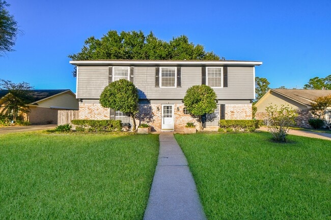 Building Photo - 7310 Ridge Oak Dr