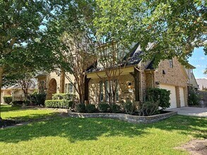 Building Photo - 28602 Hayden Park Dr