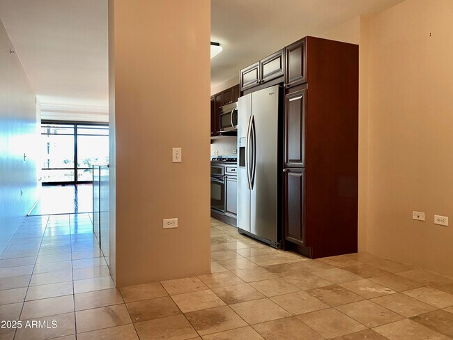Foto del edificio - 4808 N 24th St