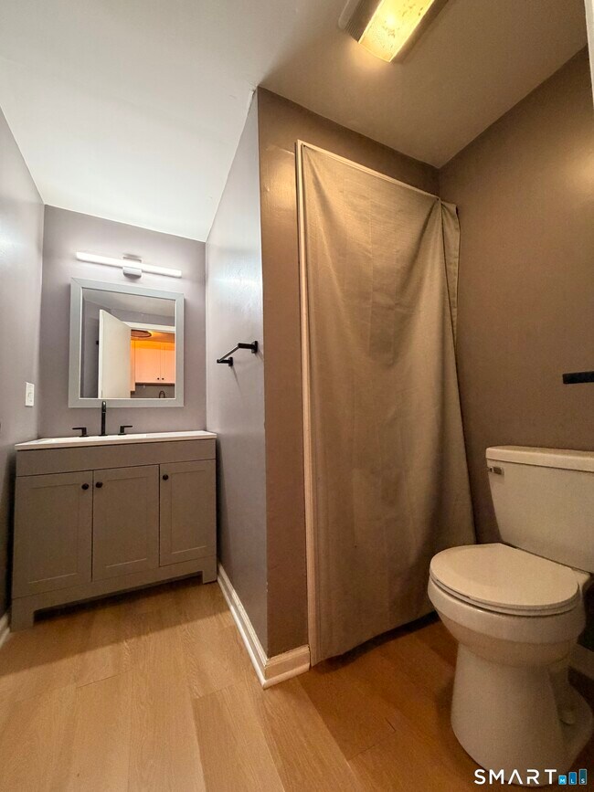 Foto del edificio - 126 E Liberty St