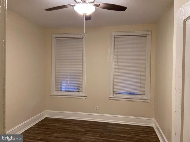 Foto del edificio - 4133 Brown St